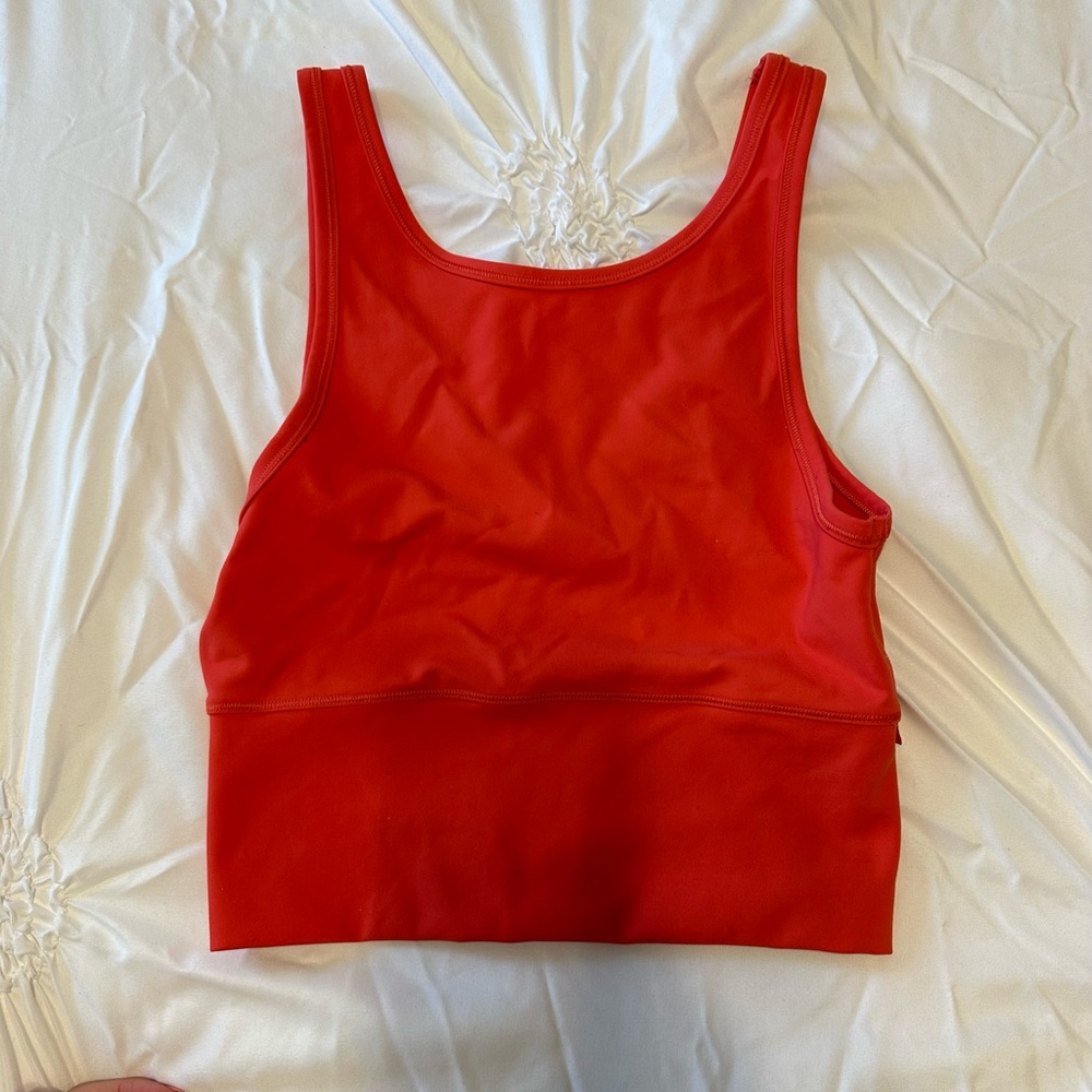 Lululemon tank!!! Looks new. Worn a few times. Is reversible!!!